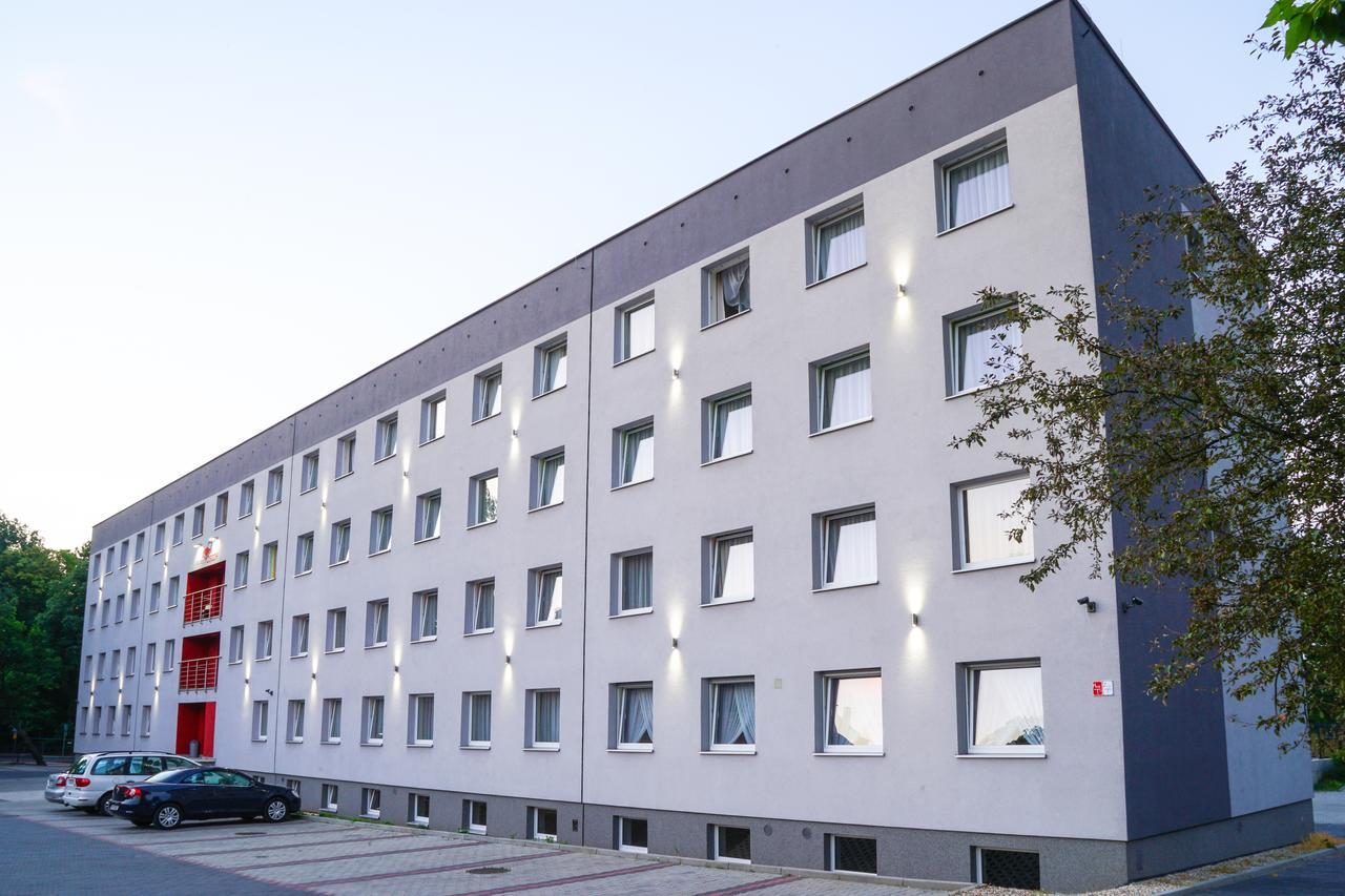 Zgoda Kompleks Hotelarski Świętochłowice Eksteriør bilde
