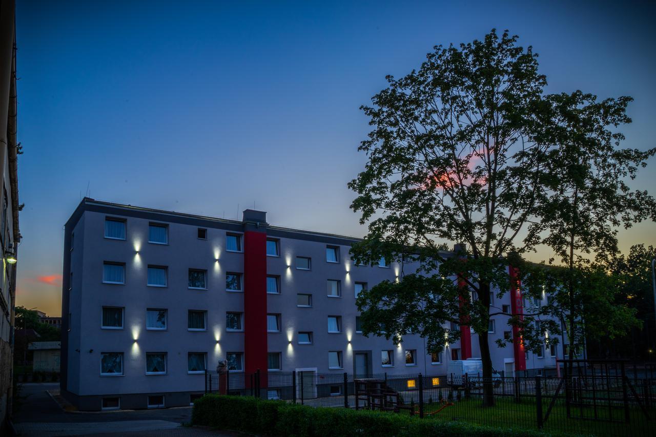 Zgoda Kompleks Hotelarski Świętochłowice Eksteriør bilde